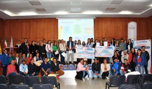 Feria de Servicios y entrega de subsidios al Desempleo y Vivienda