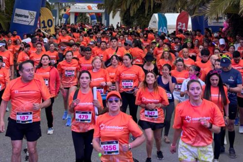 Maratón Neón Comfaboy 2025: una fiesta de color y deporte en Paipa