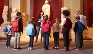 Salidas pedagógicas a museos para los estudiantes de artes